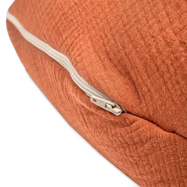 JULIUS ZĂLLNER Borstkussentje In Mousseline Rust - Afbeelding 4